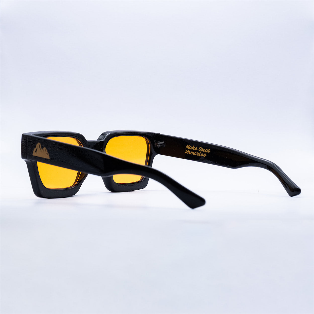 Summer Banger Sunglasses (Panther)