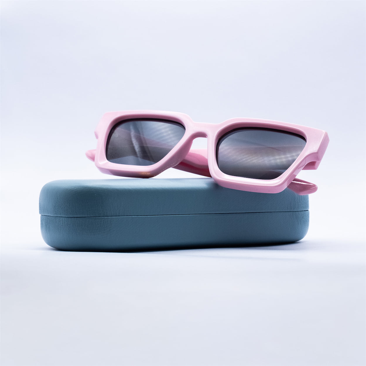 Summer Banger Sunglasses (Pink Bourbon)