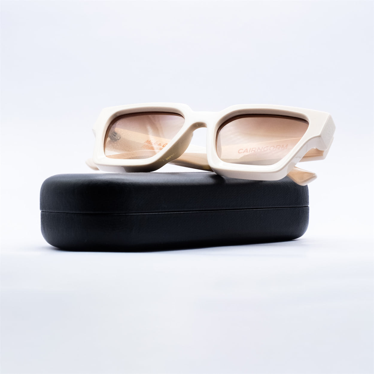 Summer Banger Sunglasses (Flat White)